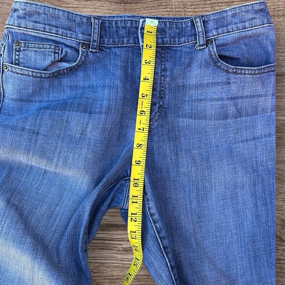 Chico’s Platinum Denim Ultimate Fit Slim Leg Jeans - Picture 7 of 16